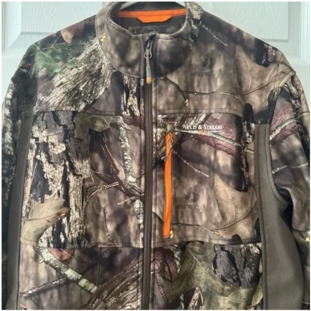 Field & Stream camo jacket - Picture 2 of 13